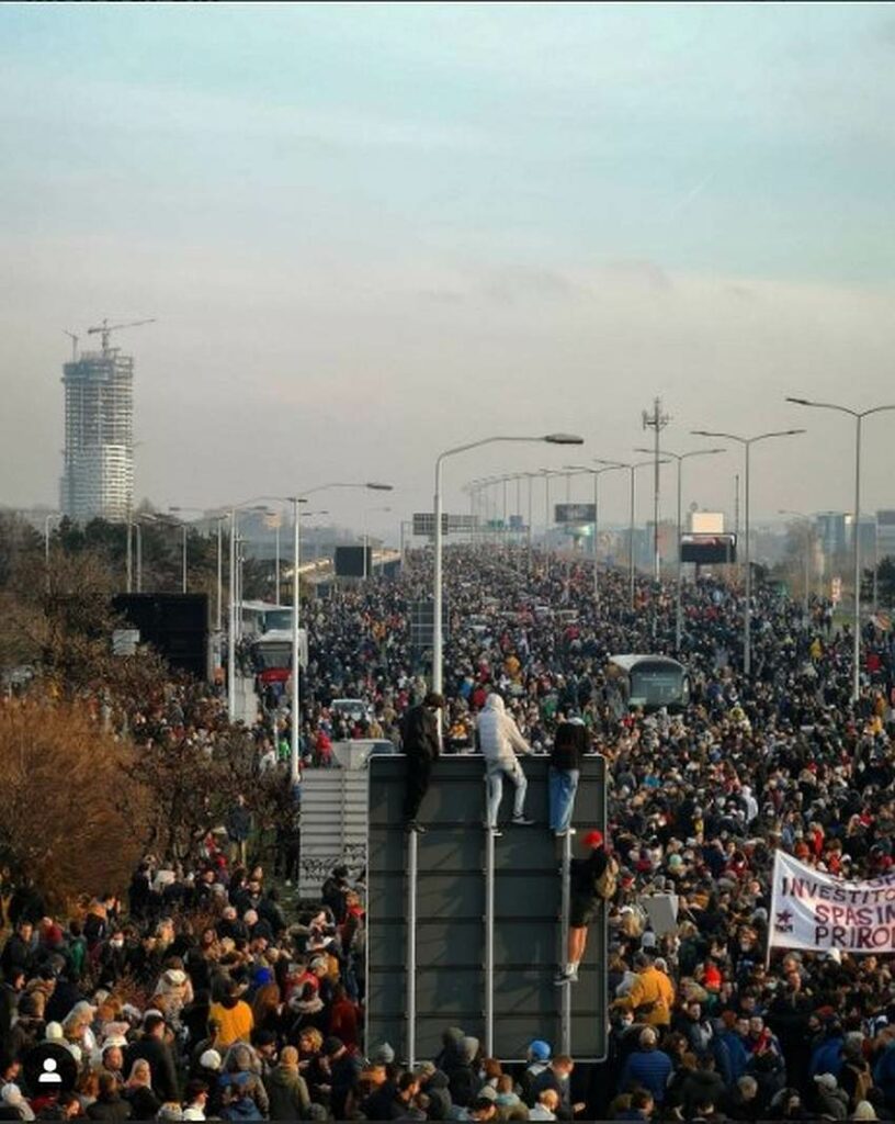 Massive Proteste in Serbien. Fotograf: Marko Risovic